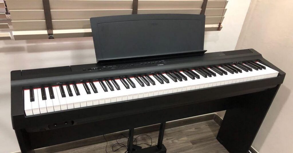 Yamaha P-125